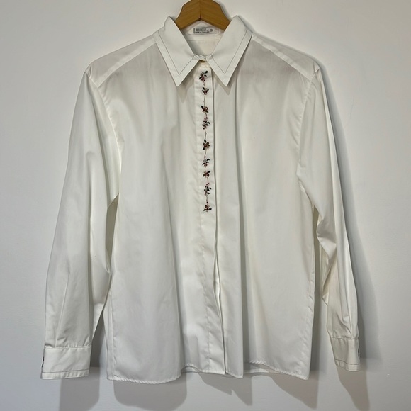 Vitg Embroidered Christmas Holly White Button Up Shirt Womens Size 10 Anne Elise - Picture 3 of 15